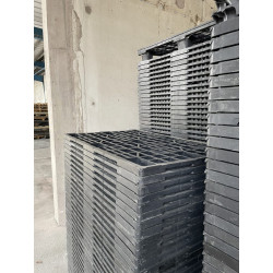 Palettes plastique légère emboîtable