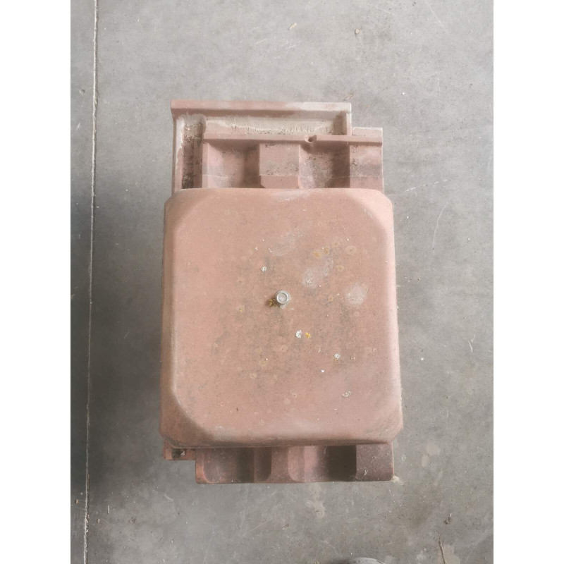 tuile à douille
