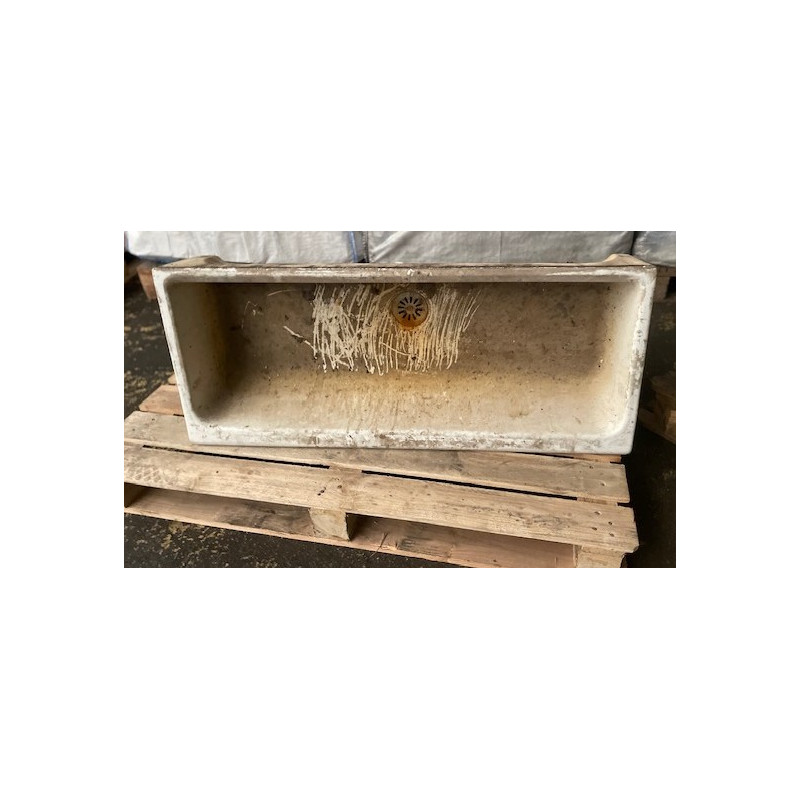 Ancien lavabo d'école/collectivité