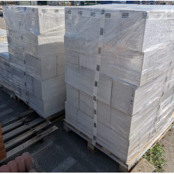 Parpaing de béton cellulaire