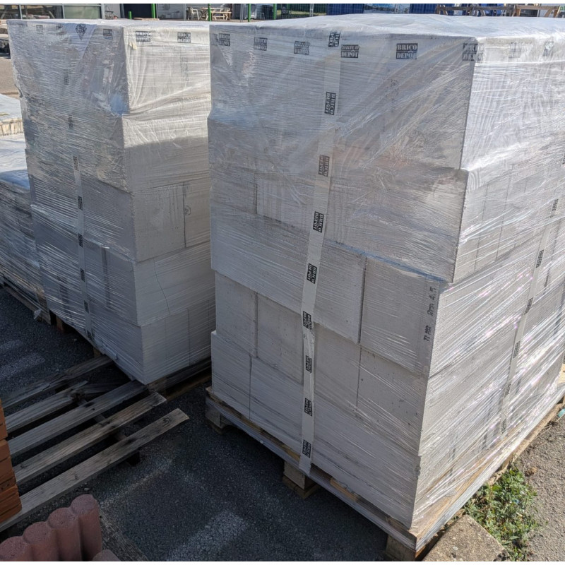Parpaing de béton cellulaire