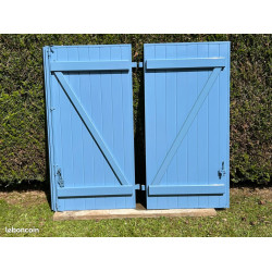 TEST_XYZ_volets bleu