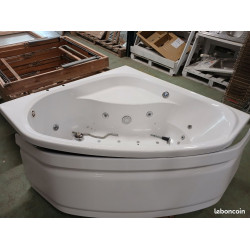 Baignoire d'angle balnéo