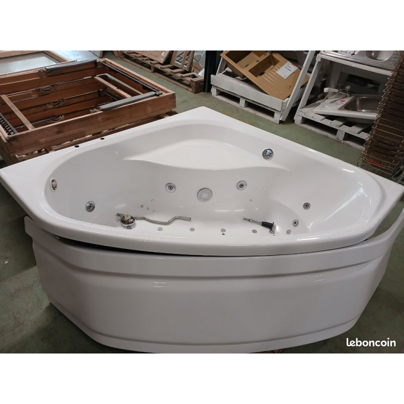 Baignoire d'angle balnéo