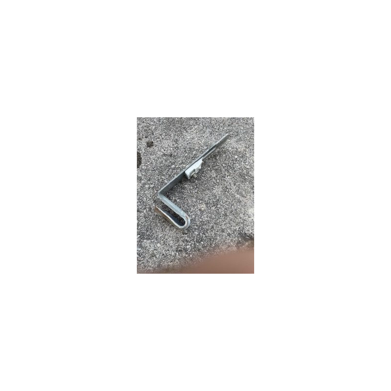 Fixation gouttière métallique